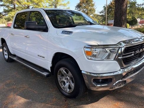 Used 2019 RAM 1500 Big Horn AWD/4WD image 10