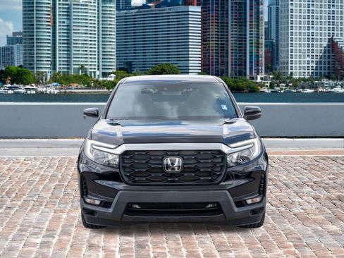 Certified 2023 Honda Passport EX-L image 2