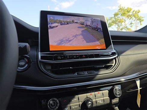 New 2026 Jeep Compass Latitude image 20