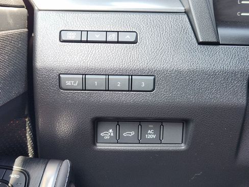Used 2024 Lexus GX 550 w/ Accessory Package (Z1) AWD/4WD image 28