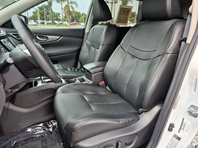 Used 2016 Nissan Rogue SL w/ SL Premium Package FWD image 11