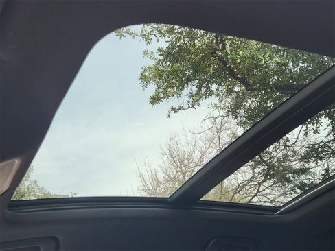 Used 2017 Audi Q3 2.0T Premium Plus w/ Premium Plus Package image 24