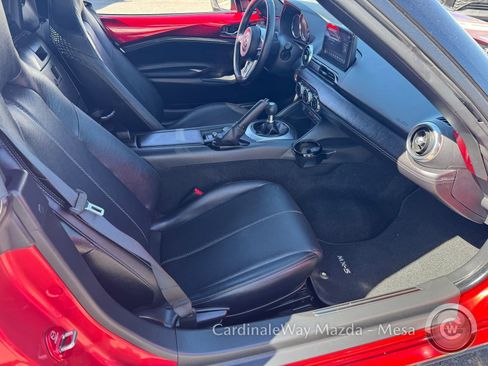 Used 2022 MAZDA MX-5 Miata Grand Touring RWD image 22