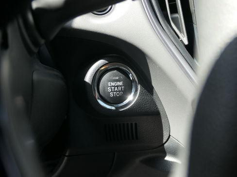 Certified 2025 Subaru Crosstrek 2.5i Premium AWD/4WD image 16