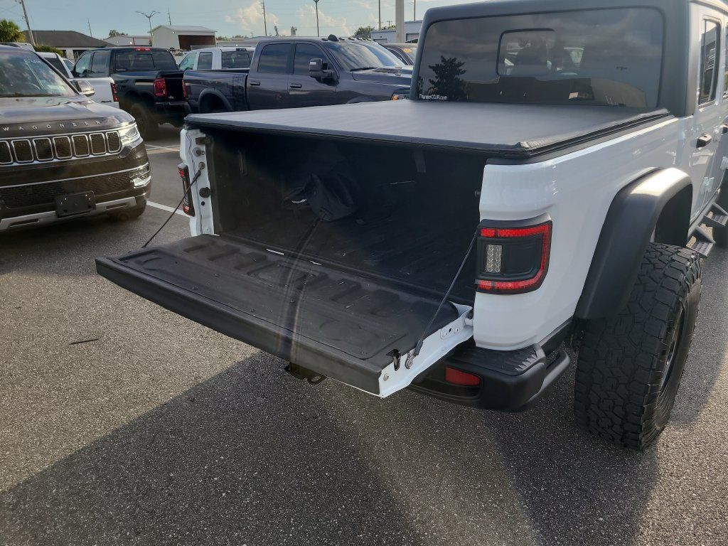 Used 2020 Jeep Gladiator Rubicon w/ Trailer Tow Package AWD/4WD image 8