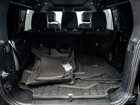 Used 2021 Land Rover Defender 110 X-Dynamic HSE image 13