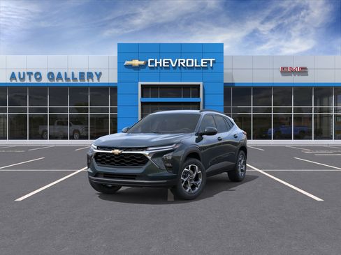 New 2026 Chevrolet Trax LT w/ LT Convenience Package FWD image 9