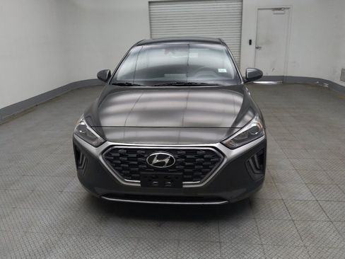 Used 2022 Hyundai Ioniq SE FWD image 15