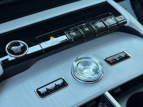 New 2026 Lincoln Navigator L Reserve w/ Jet Appearance Package AWD/4WD image 18