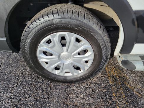 Used 2024 Ford Transit 250 Low Roof w/ Exterior Upgrade Package image 12