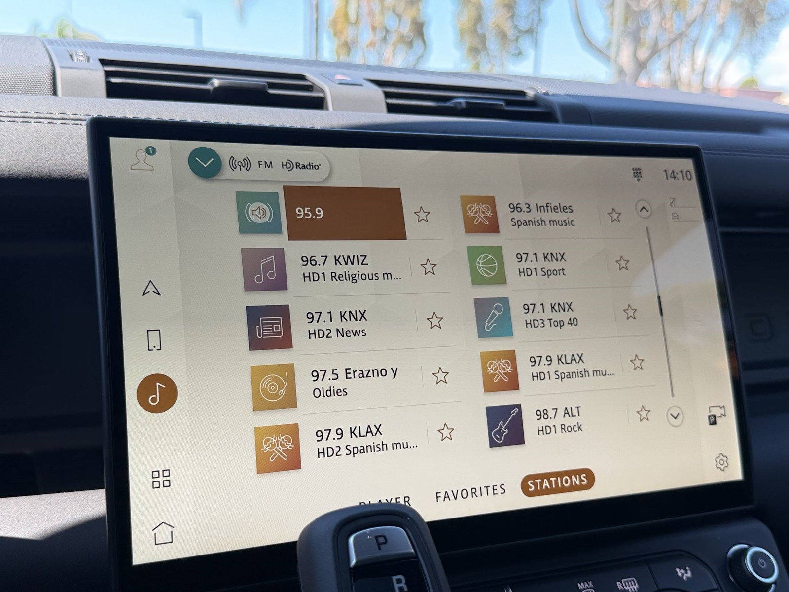 New 2026 Land Rover Defender 110 S AWD/4WD image 22