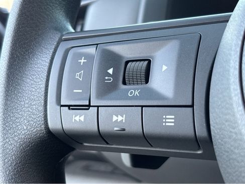 New 2026 Nissan Pathfinder SL w/ SL Premium Package image 10