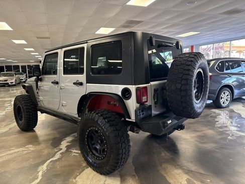 Used 2010 Jeep Wrangler Unlimited Sport AWD/4WD image 6