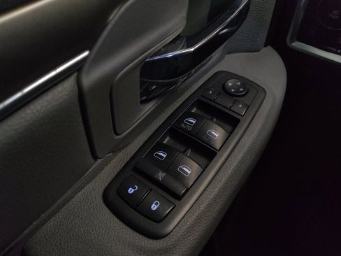 Used 2013 RAM 1500 Lone Star RWD image 27
