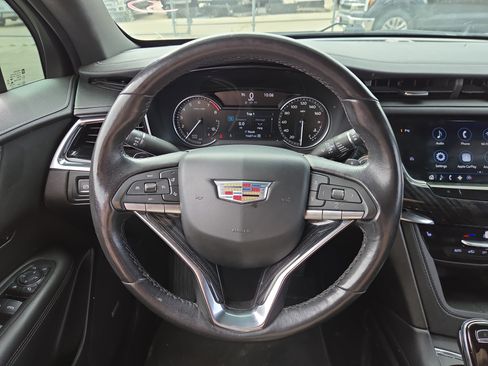 Used 2022 Cadillac XT6 Premium Luxury image 20