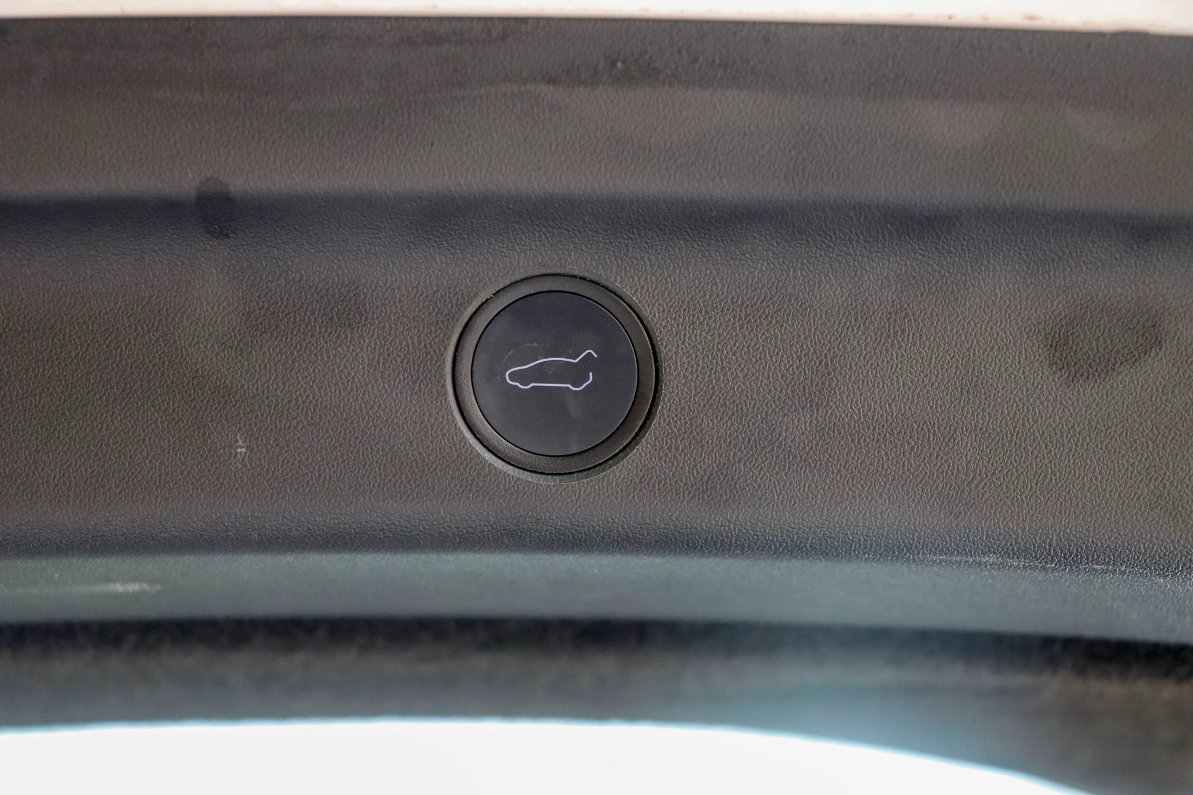Used 2021 Tesla Model Y 2WD image 24