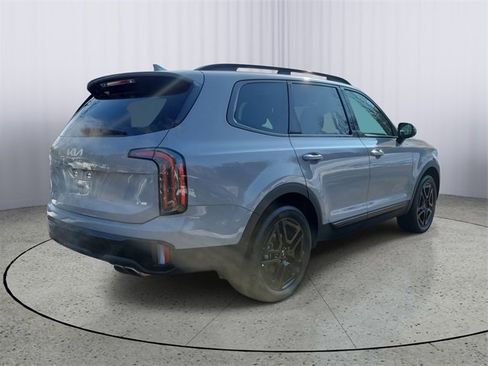 Certified 2024 Kia Telluride SX Prestige X-Line image 2