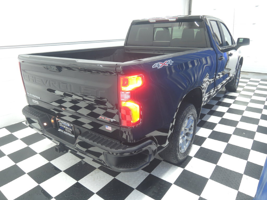 Used 2023 Chevrolet Silverado 1500 RST w/ Convenience Package II AWD/4WD image 9