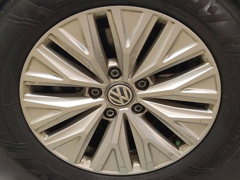 Used 2019 Volkswagen Jetta S w/ Driver Assistance Package FWD image 31