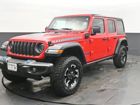 Used 2024 Jeep Wrangler Unlimited Rubicon 4xe image 4