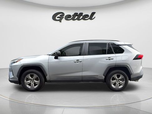 Used 2023 Toyota RAV4 LE AWD/4WD image 9