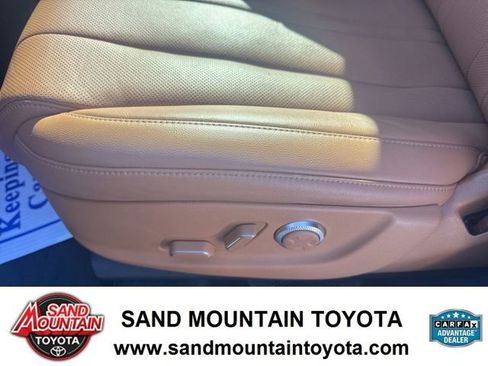 Used 2025 Genesis GV80 2.5T Advanced image 16