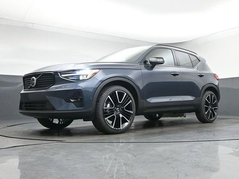 New 2026 Volvo XC40 B5 Ultra w/ Protection Package Premier image 39