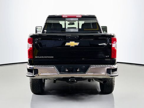 New 2026 Chevrolet Silverado 2500 LT w/ Leather Package AWD/4WD image 6