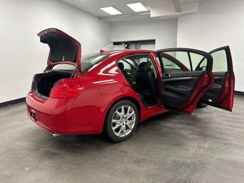 Used 2013 INFINITI G37 4dr x AWD w/ Premium Pkg image 24
