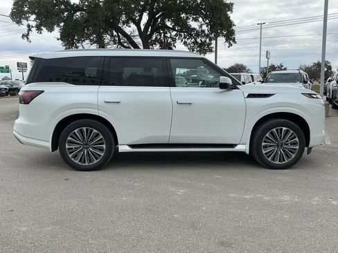 New 2026 INFINITI QX80 Luxe w/ Cargo Package AWD/4WD image 4