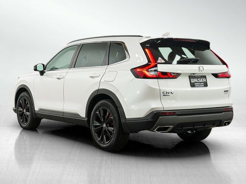 Used 2023 Honda CR-V Sport Touring image 3