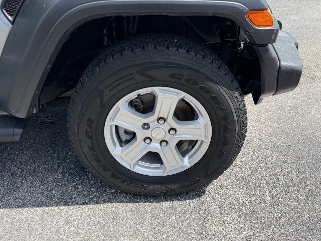 Used 2020 Jeep Wrangler Unlimited Sport S w/ Sun And Sound Package AWD/4WD image 19