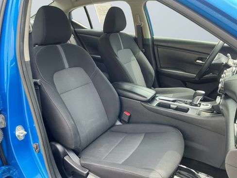 Used 2024 Nissan Sentra SV FWD image 16