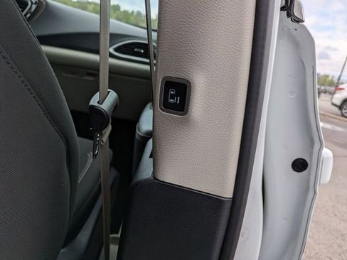 Used 2023 Chrysler Voyager LX FWD image 24