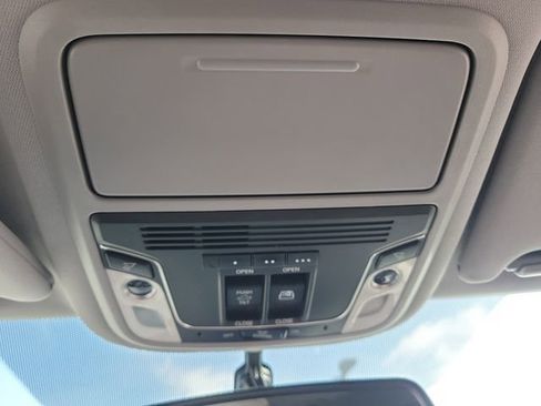 Used 2019 Honda Ridgeline RTL-T image 32