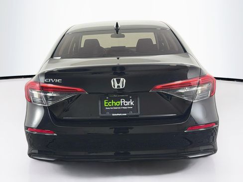 Used 2023 Honda Civic EX image 7