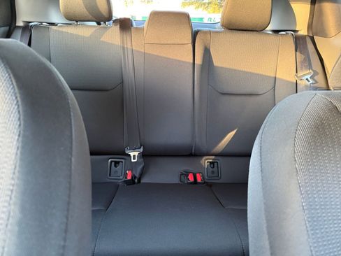 Used 2025 Toyota Prius LE image 38