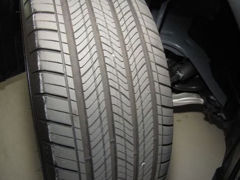 Certified 2025 Honda Pilot Sport image 25