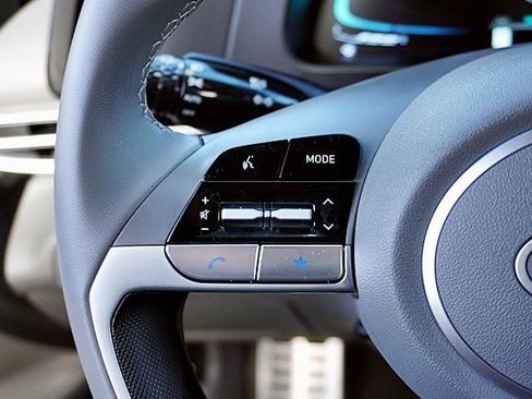 Certified 2026 Hyundai Elantra Sport image 31