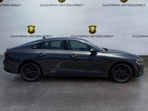 Used 2025 Kia K5 LXS FWD image 6