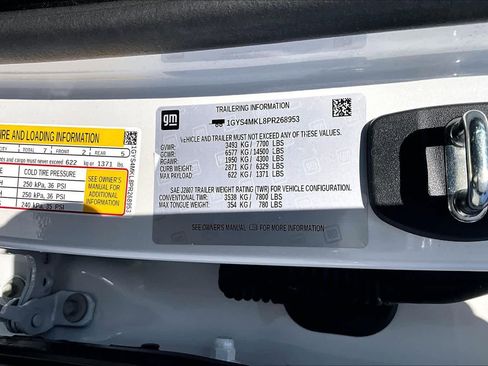 Used 2023 Cadillac Escalade ESV Premium Luxury Platinum w/ LPO, Radiant Package image 34