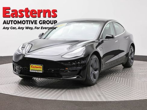 Used 2019 Tesla Model 3 Standard Range RWD image 1