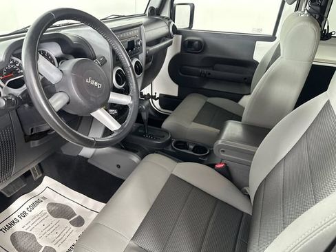 Used 2010 Jeep Wrangler Sahara w/ Trailer Tow Group AWD/4WD image 17
