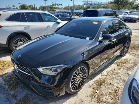 Used 2023 Mercedes-Benz C 300 4MATIC Sedan image 1