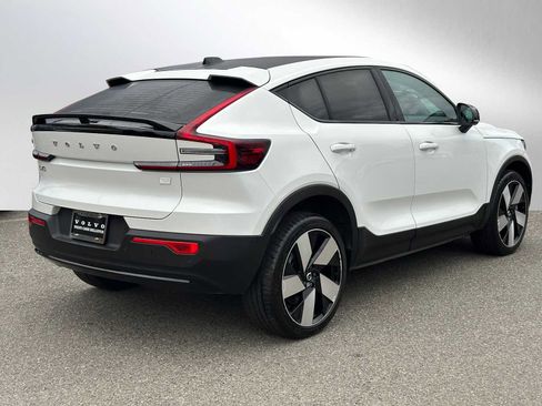 Certified 2023 Volvo C40 P8 Recharge Ultimate image 3