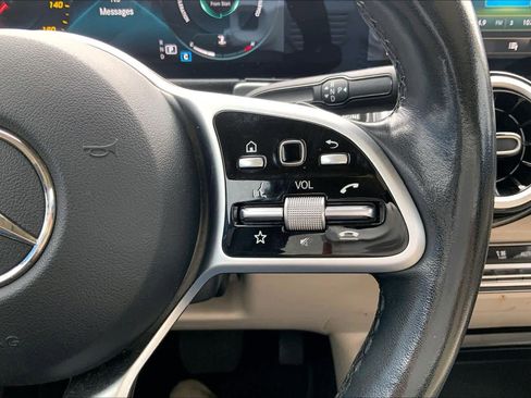 Used 2021 Mercedes-Benz GLB 250 GLB 250 image 25