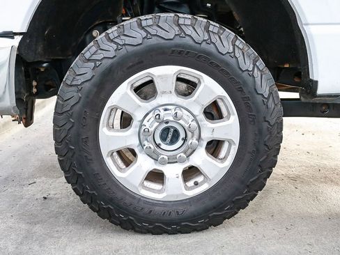 Used 2024 Ford F250 XLT w/ FX4 Off-Road Package image 11