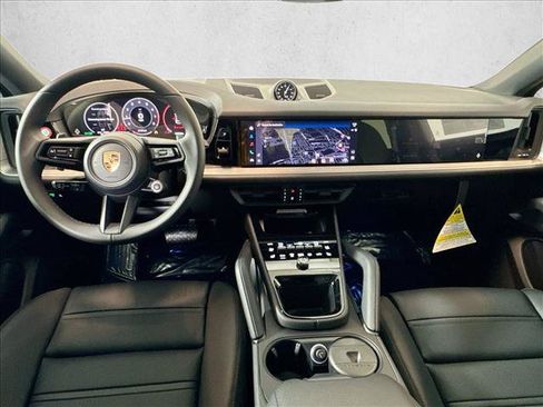 Certified 2026 Porsche Cayenne Coupe AWD/4WD image 20