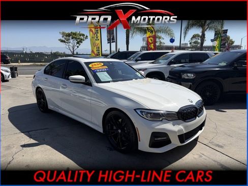 Used 2020 BMW 330i Sedan w/ M Sport Package RWD image 1