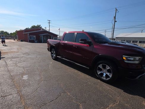 Used 2019 RAM 1500 Big Horn image 2